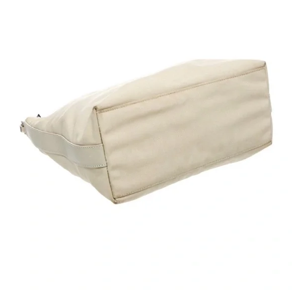 Gucci Shoulder Bag - Picture 5 of 10